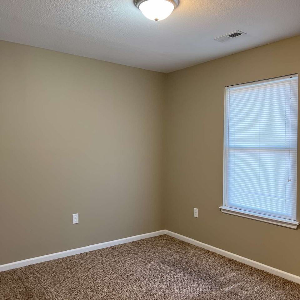 613A W Market St #2 - Photo 6 of 13