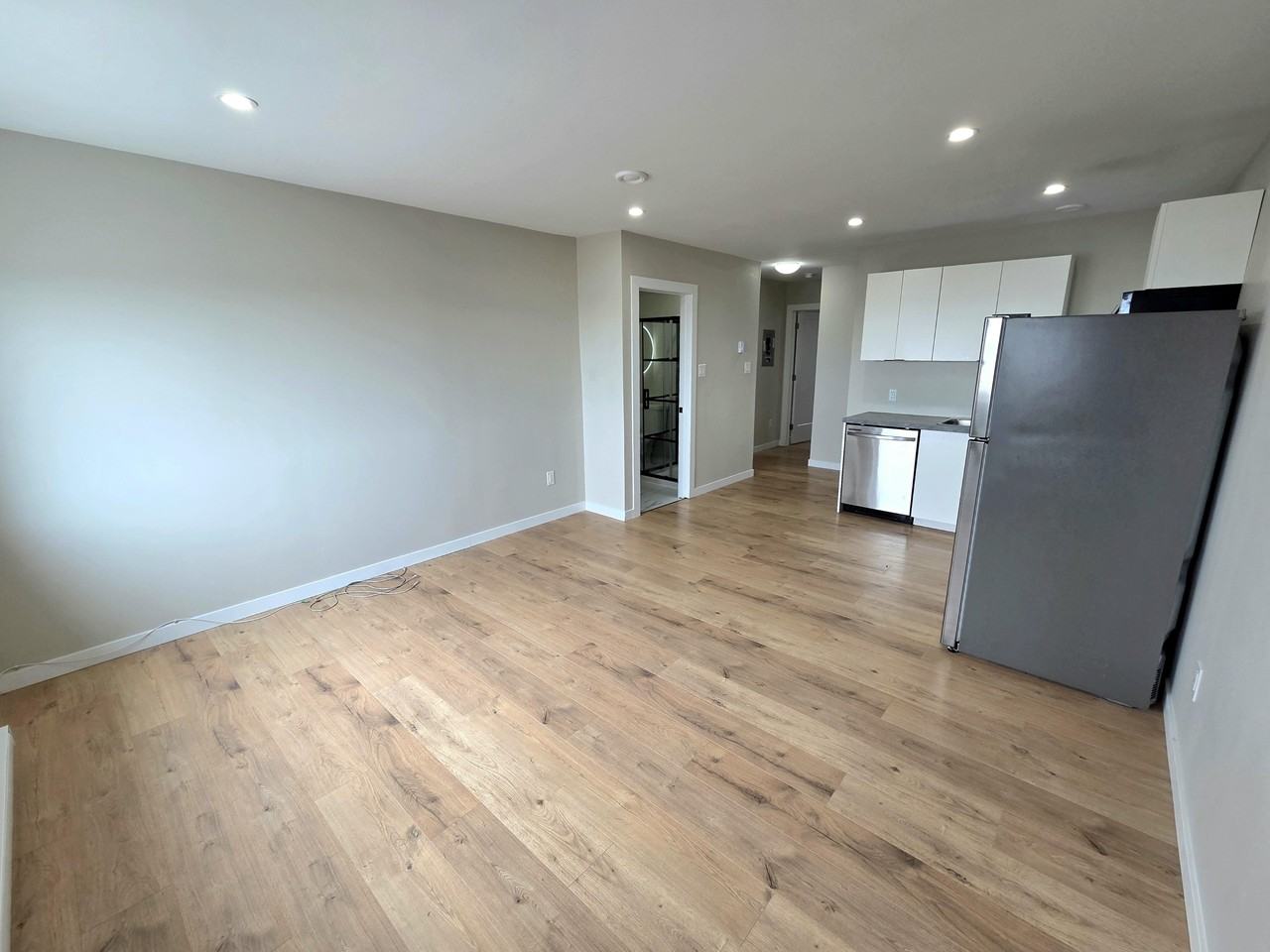 210 Canterbury St #5 - Photo 7 of 14