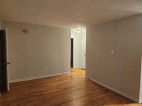 25 Alexander DriveUnit 33 #33 - Photo 1 of 1