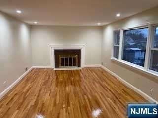 211 Hillside Ave - Photo 2 of 15