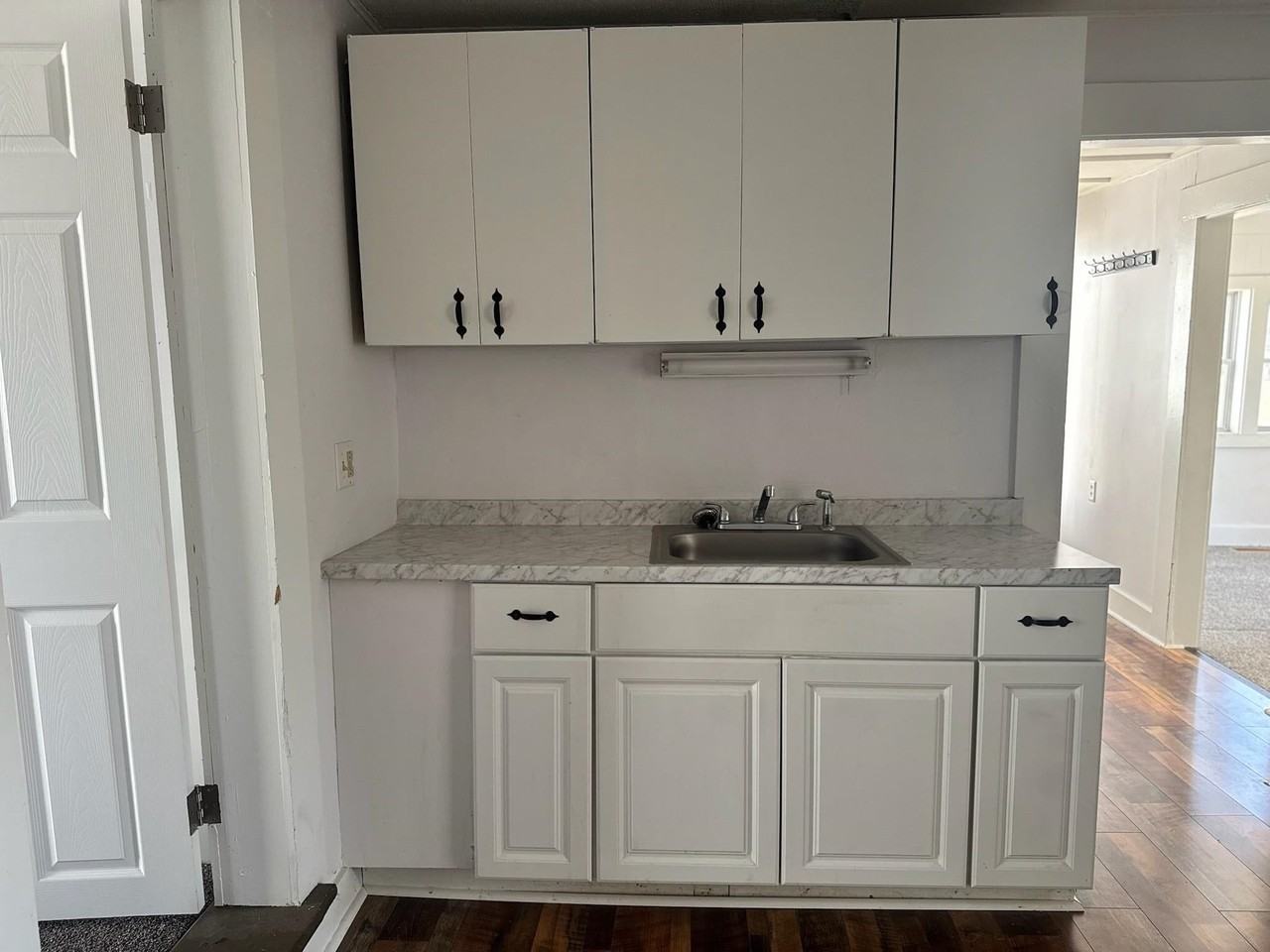 97 Franklin St - Photo 2 of 22