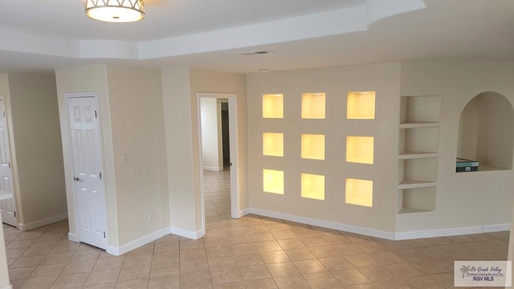 1625 Res St - Photo 5 of 8