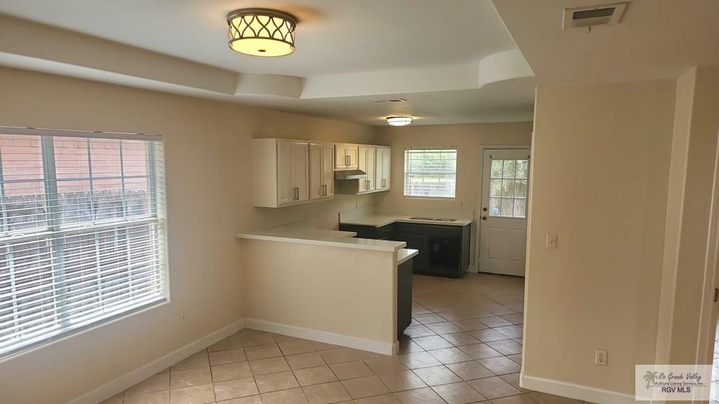 1625 Res St - Photo 6 of 8