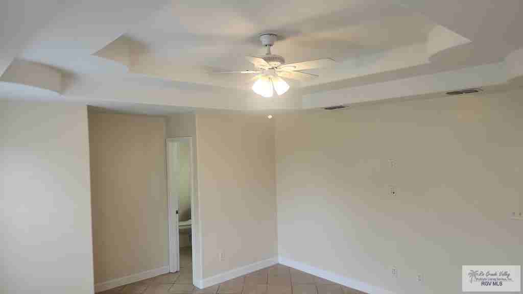 1625 Res St - Photo 7 of 8