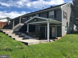 featured image of 1105 Meander Dr