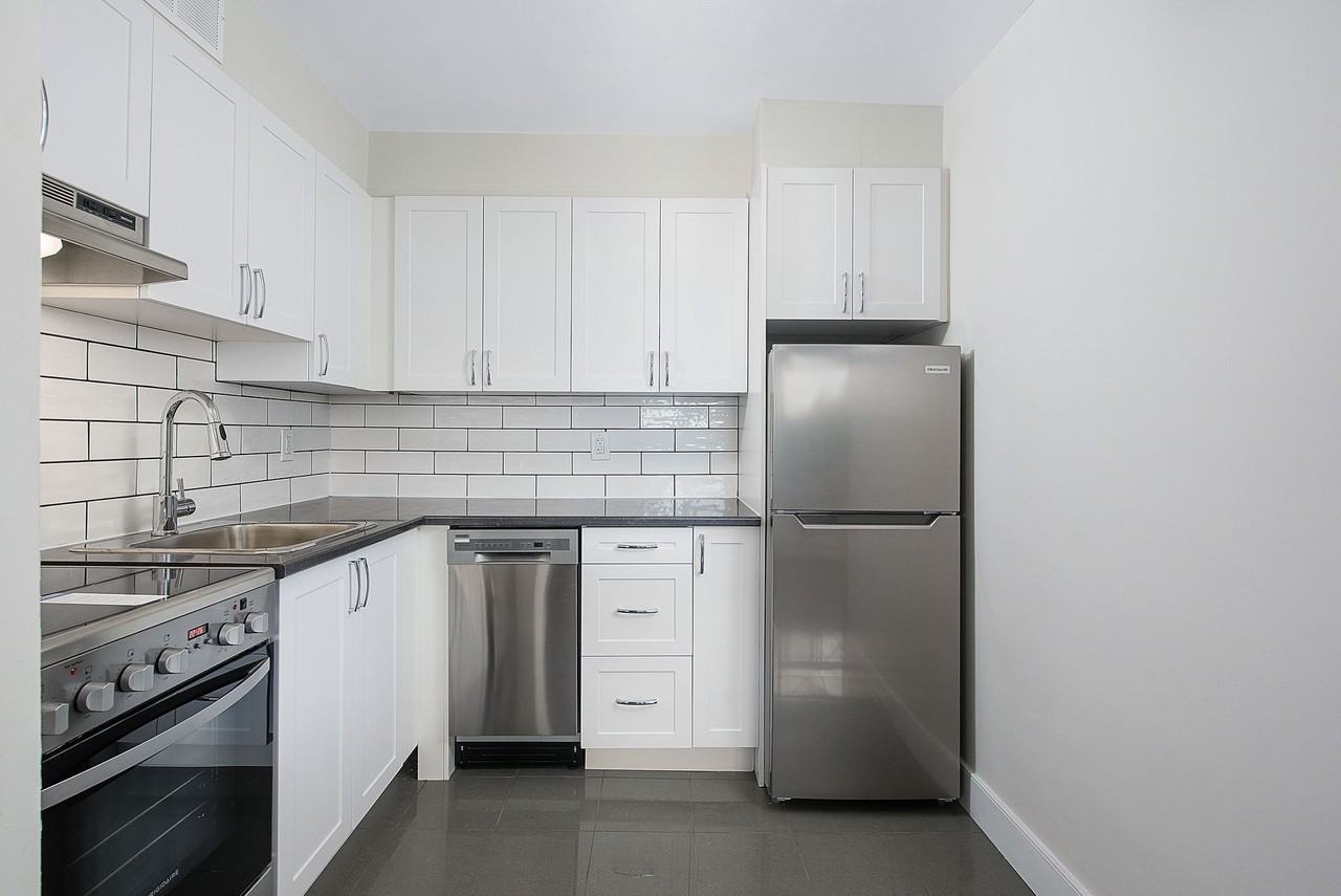 250 Lake Street - Photo 3 of 17