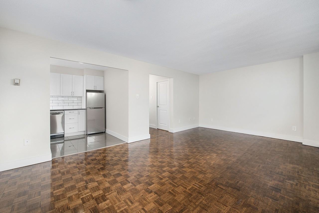 250 Lake Street - Photo 5 of 17
