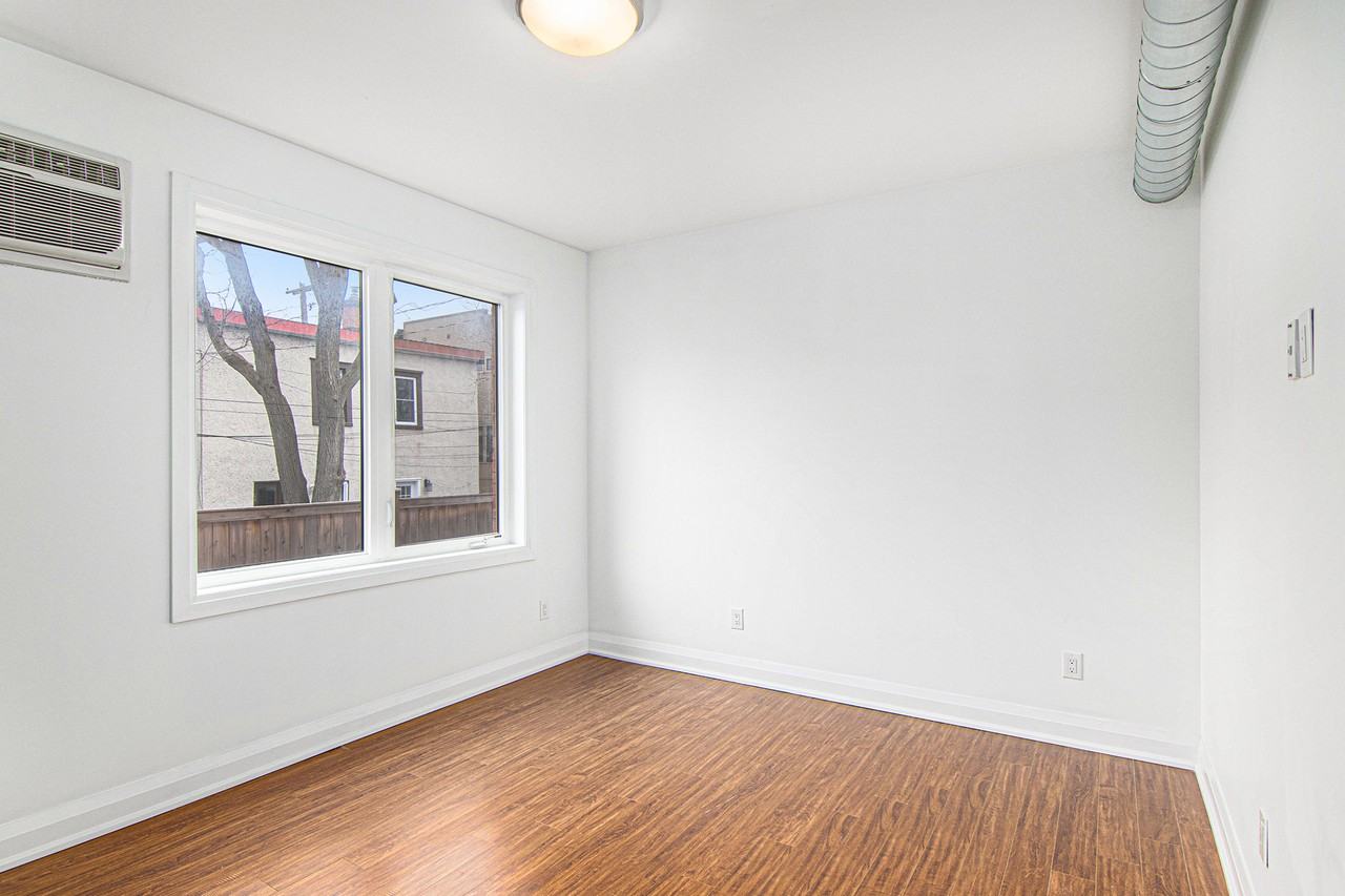 186 James St - Photo 5 of 15