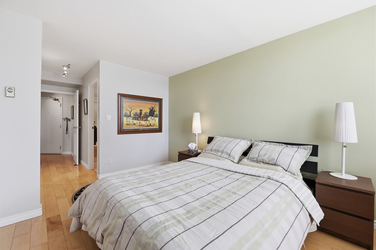1436 Harwood Street - Photo 7 of 18