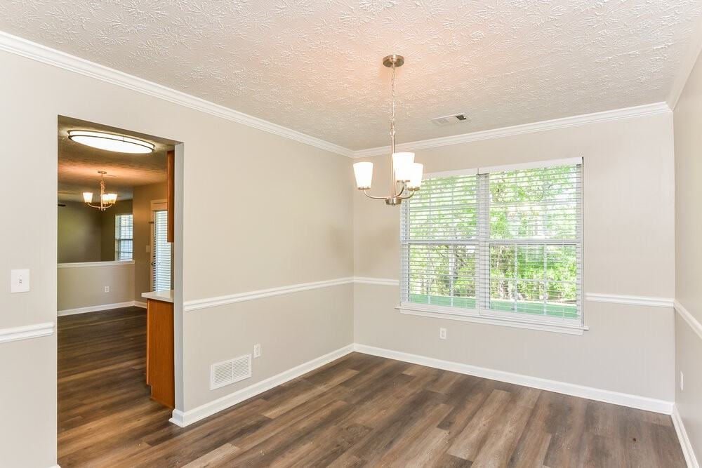 2521 Meadow Pond Trl - Photo 5 of 20