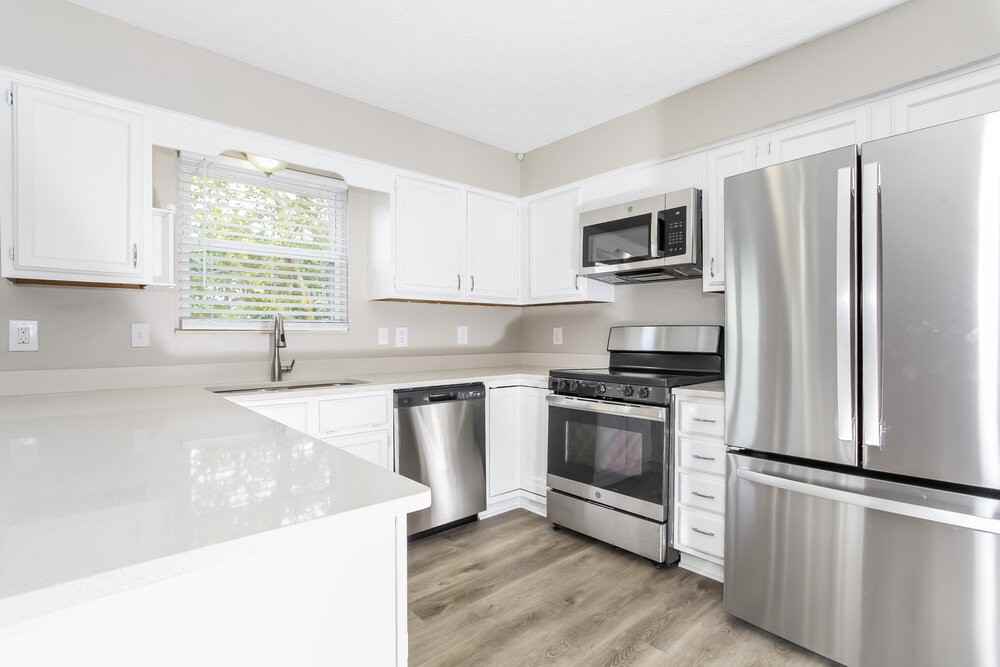 5560 Deer Hill Dr - Photo 7 of 18