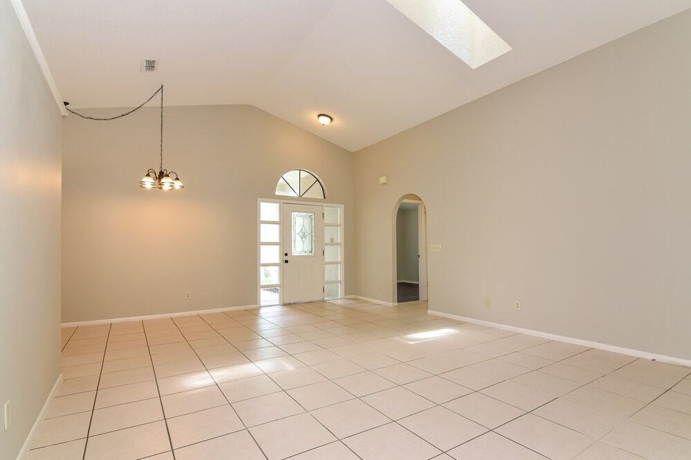 600 Birgham Pl - Photo 3 of 14