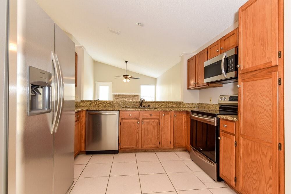 600 Birgham Pl - Photo 6 of 14