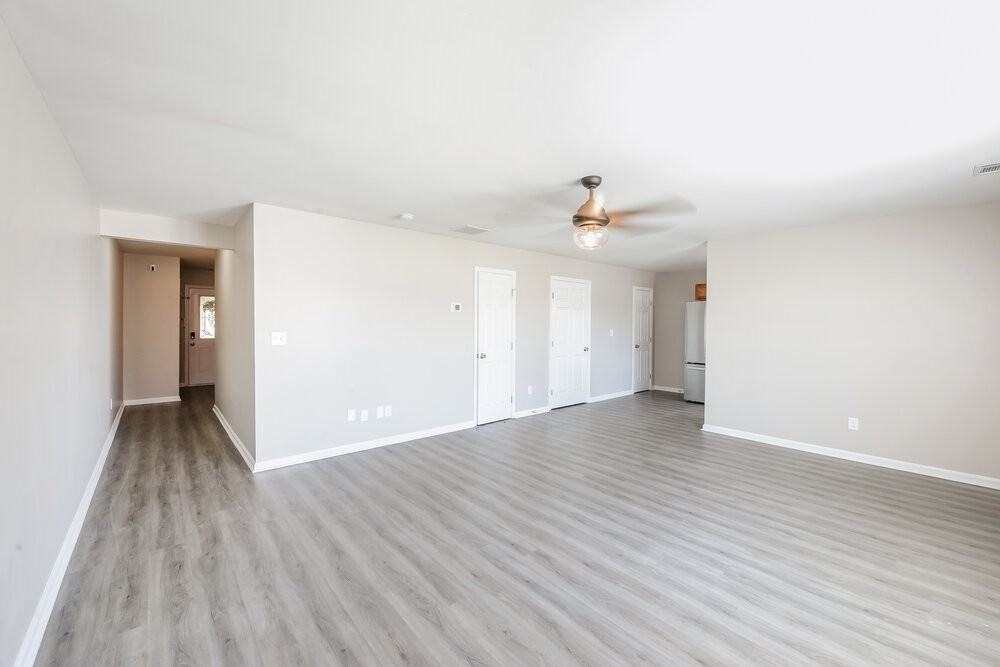 122 Village Pkwy - Photo 6 of 20