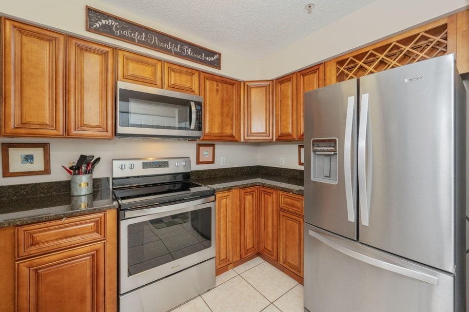 4276 Calinda Lane - 1Unit 137 #1 - Photo 6 of 31