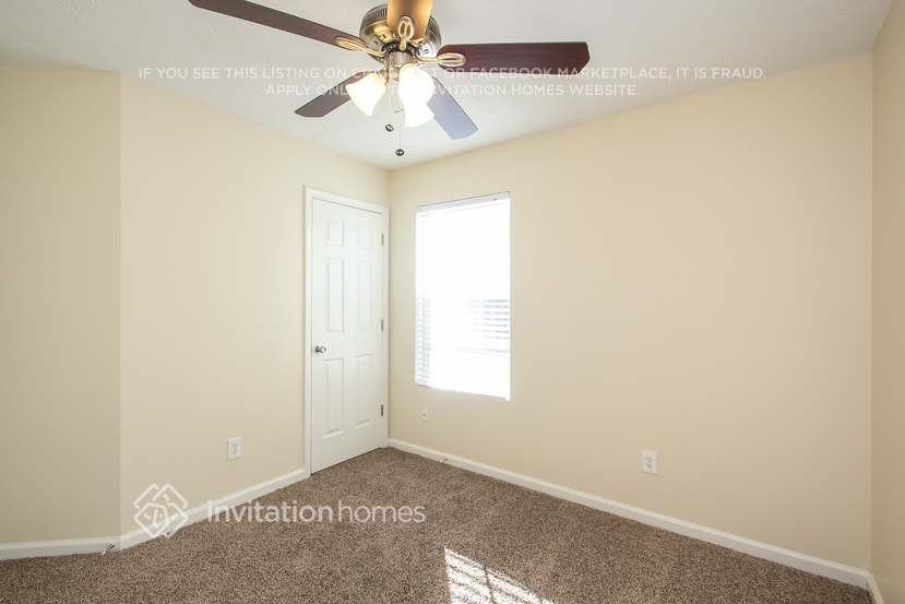 715 Carlton Pointe Way - Photo 5 of 12