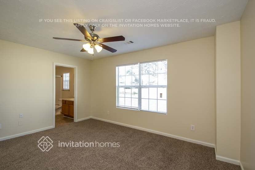 715 Carlton Pointe Way - Photo 6 of 12