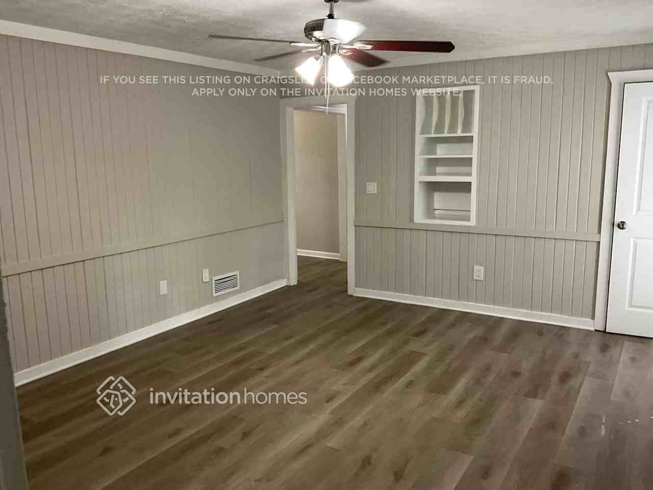 6510 Edenfield Dr - Photo 2 of 11