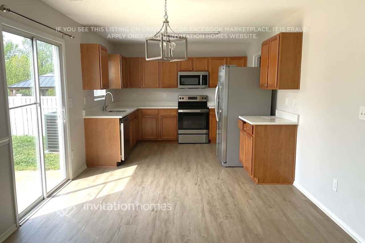 849 Willow Creek Dr - Photo 6 of 16
