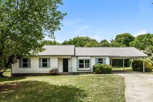 featured image of 3557 Heather Ln