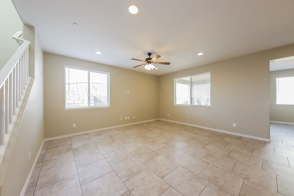 10642 W Anna Ave - Photo 5 of 20