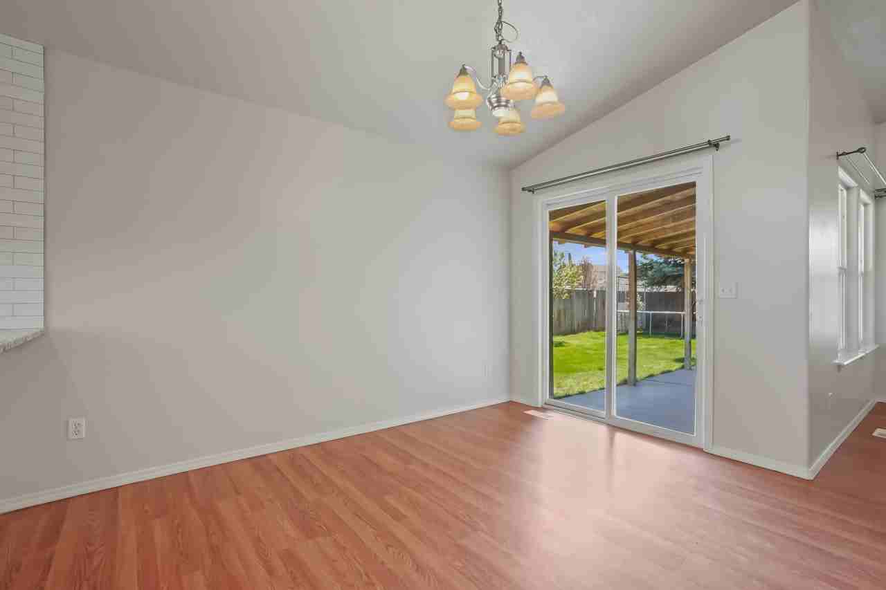 979 Peregrine Dr #1 - Photo 5 of 25