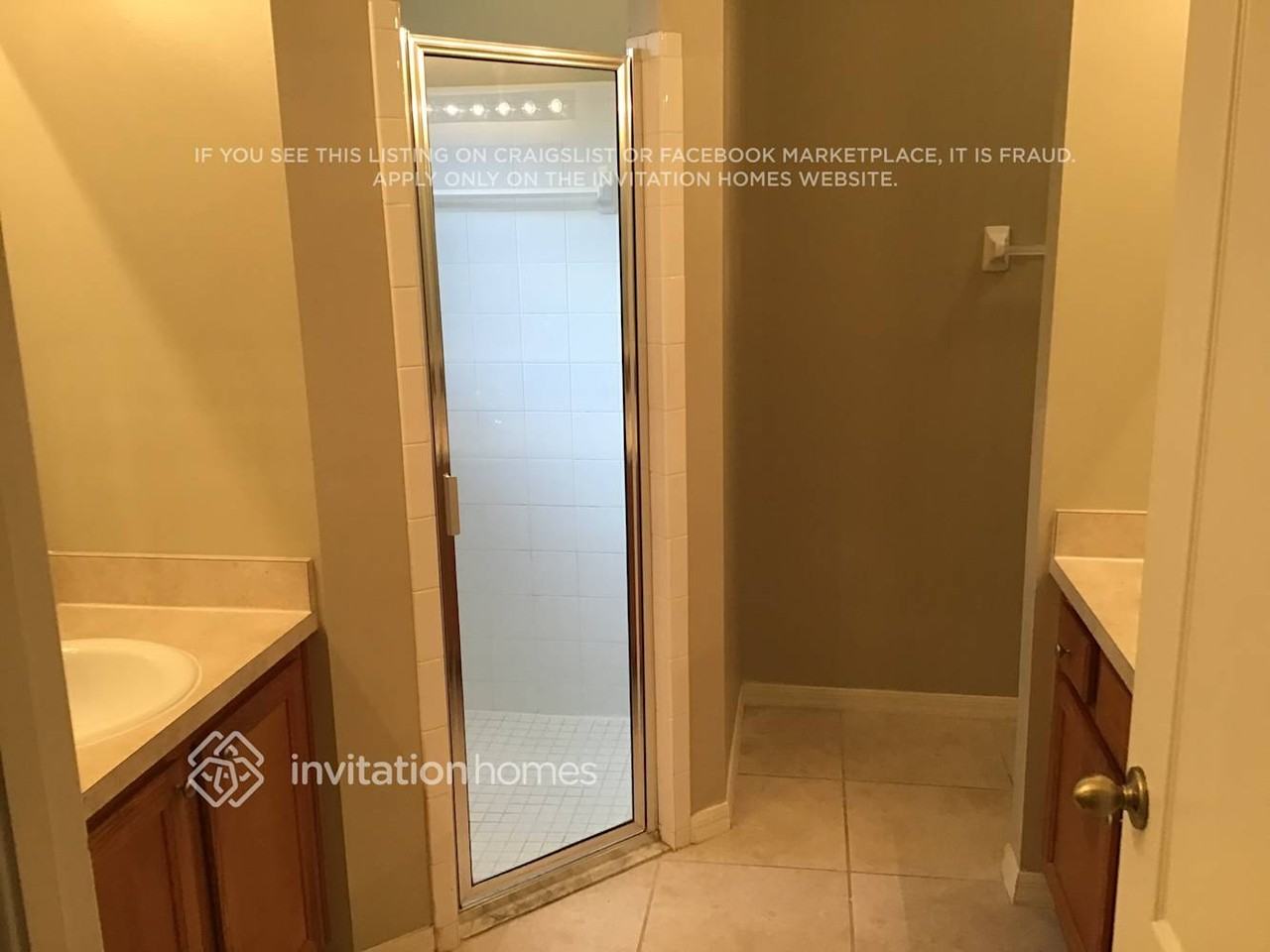 1846 Atlantic Dr - Photo 7 of 9