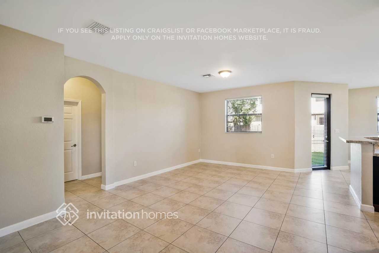 23391 Swave - Photo 6 of 28