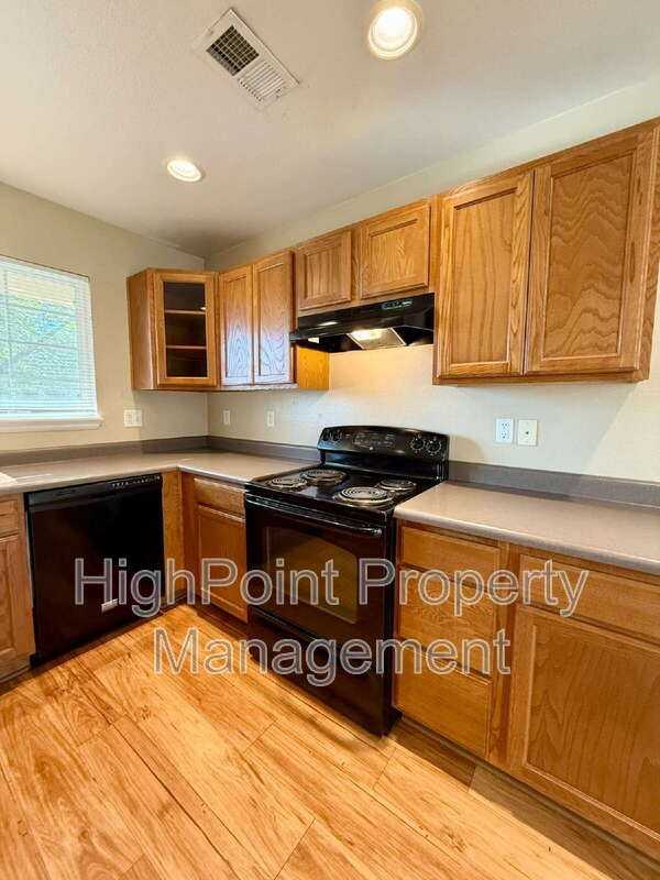 5187 Pelican St - Photo 2 of 21