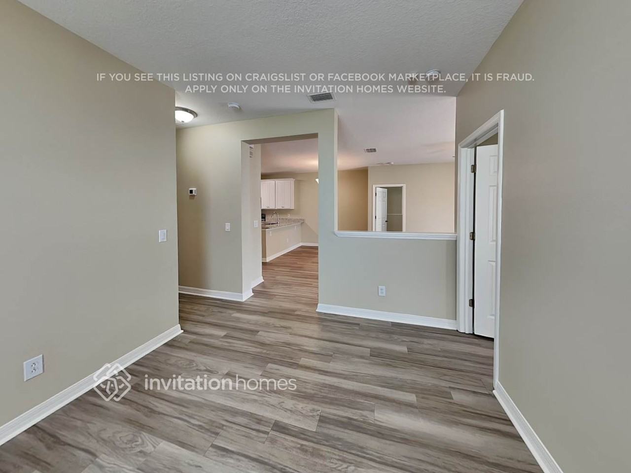 901 Benton Dr - Photo 3 of 20