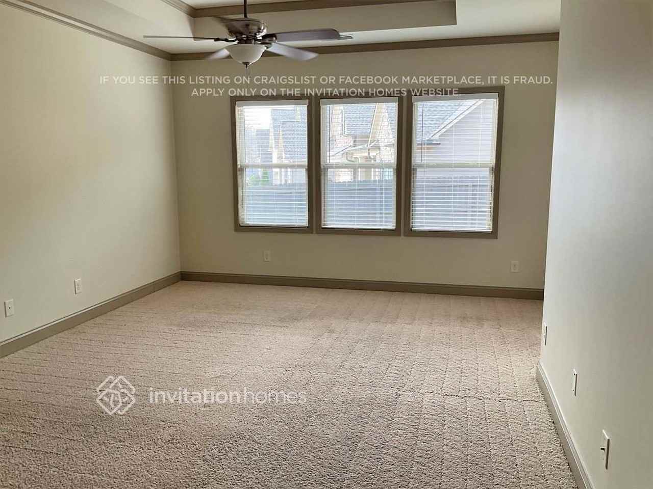 3968 Sovereign Dr - Photo 5 of 9