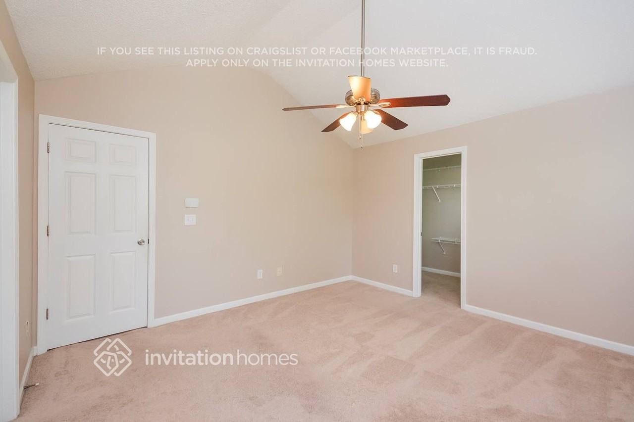 345 Barshay Dr - Photo 6 of 18