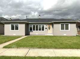 featured image of 7720 Mason Ave