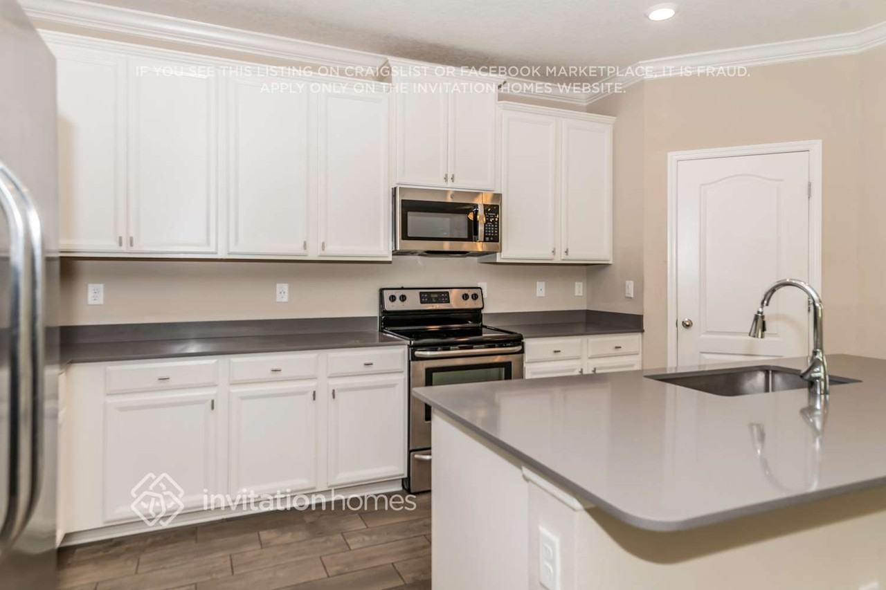 7237 Blairton Way - Photo 6 of 16