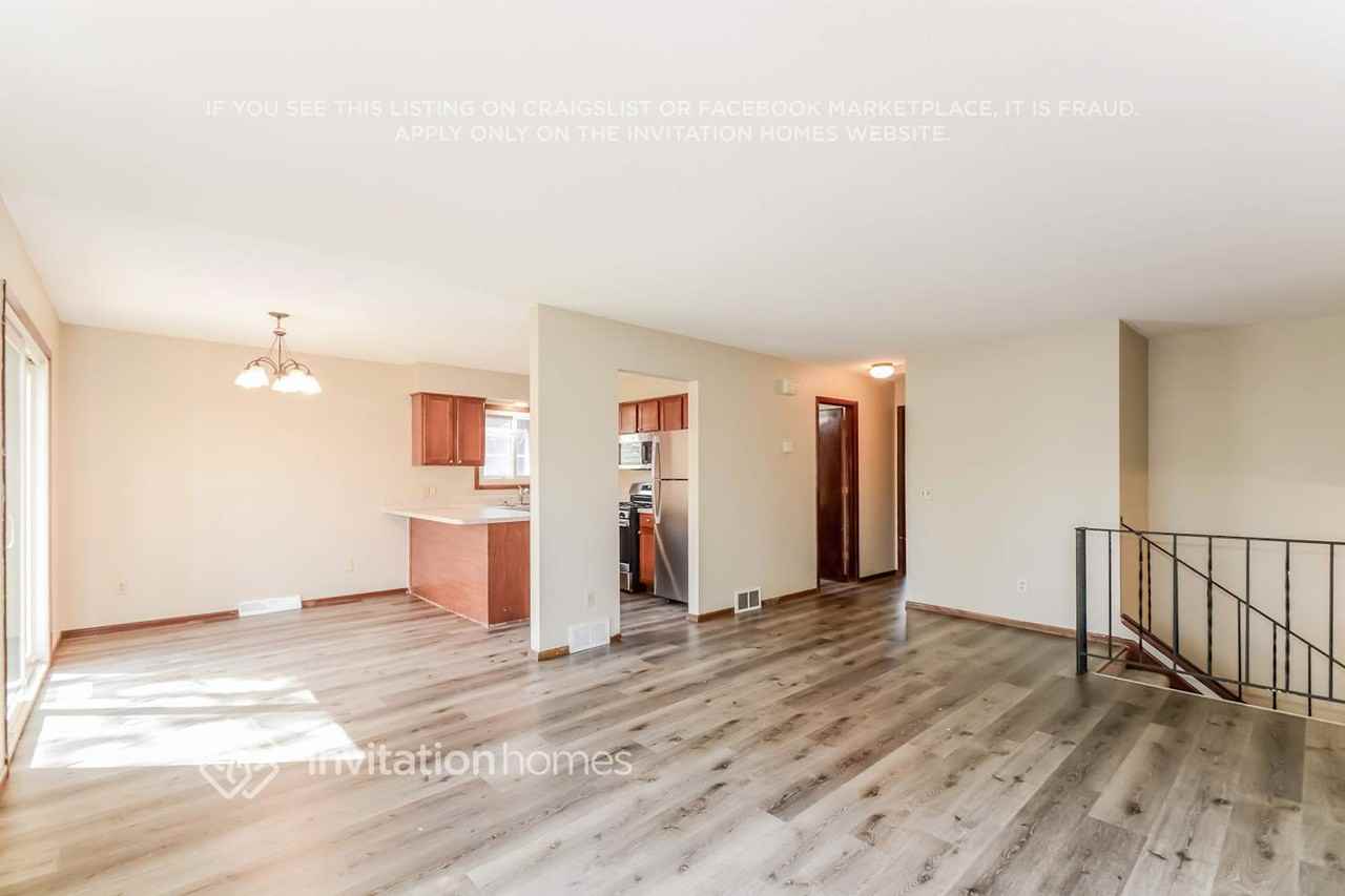2948 France Ave N - Photo 5 of 18