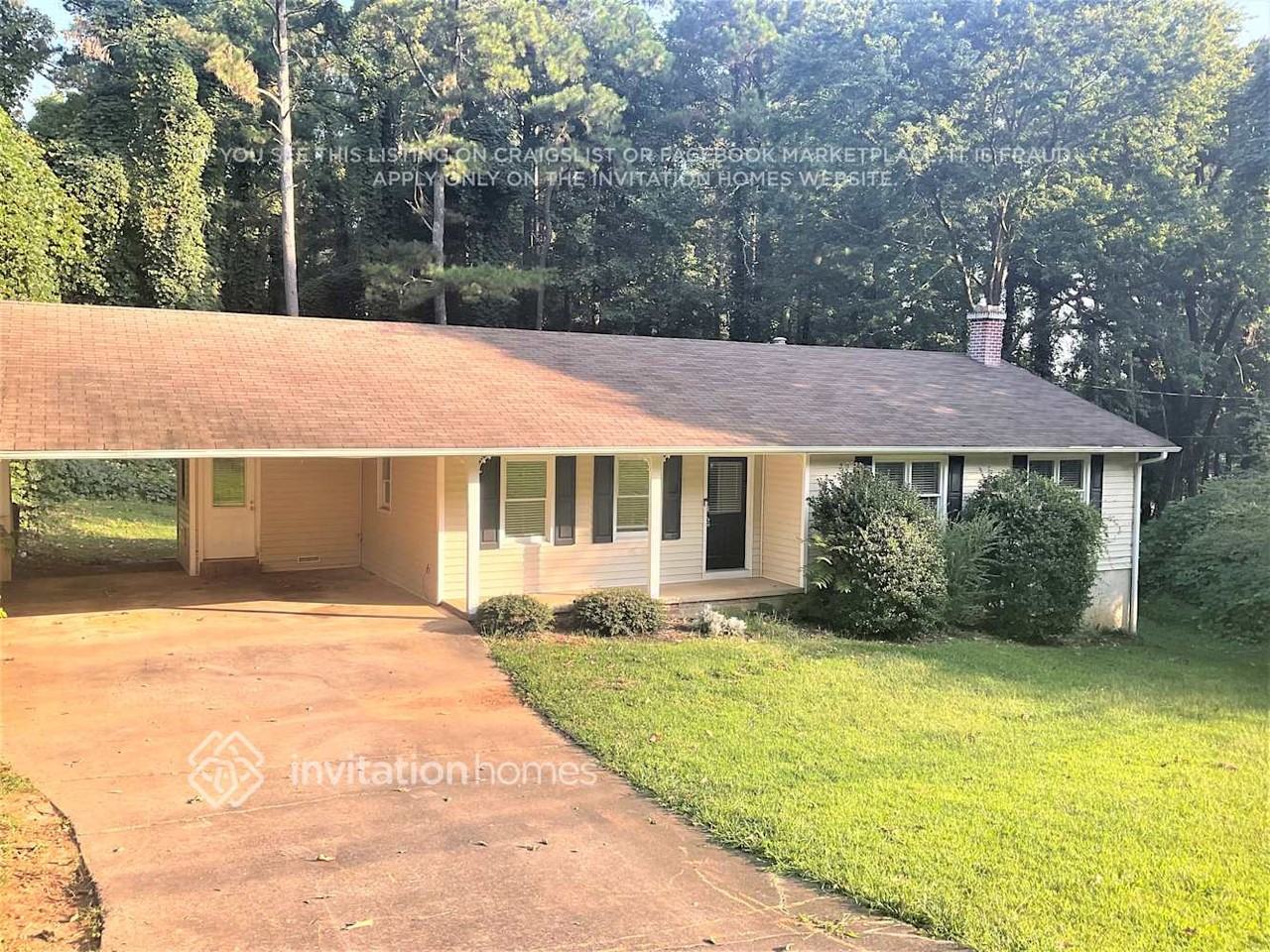 3952 Butterfield Dr Nw - Photo 2 of 19