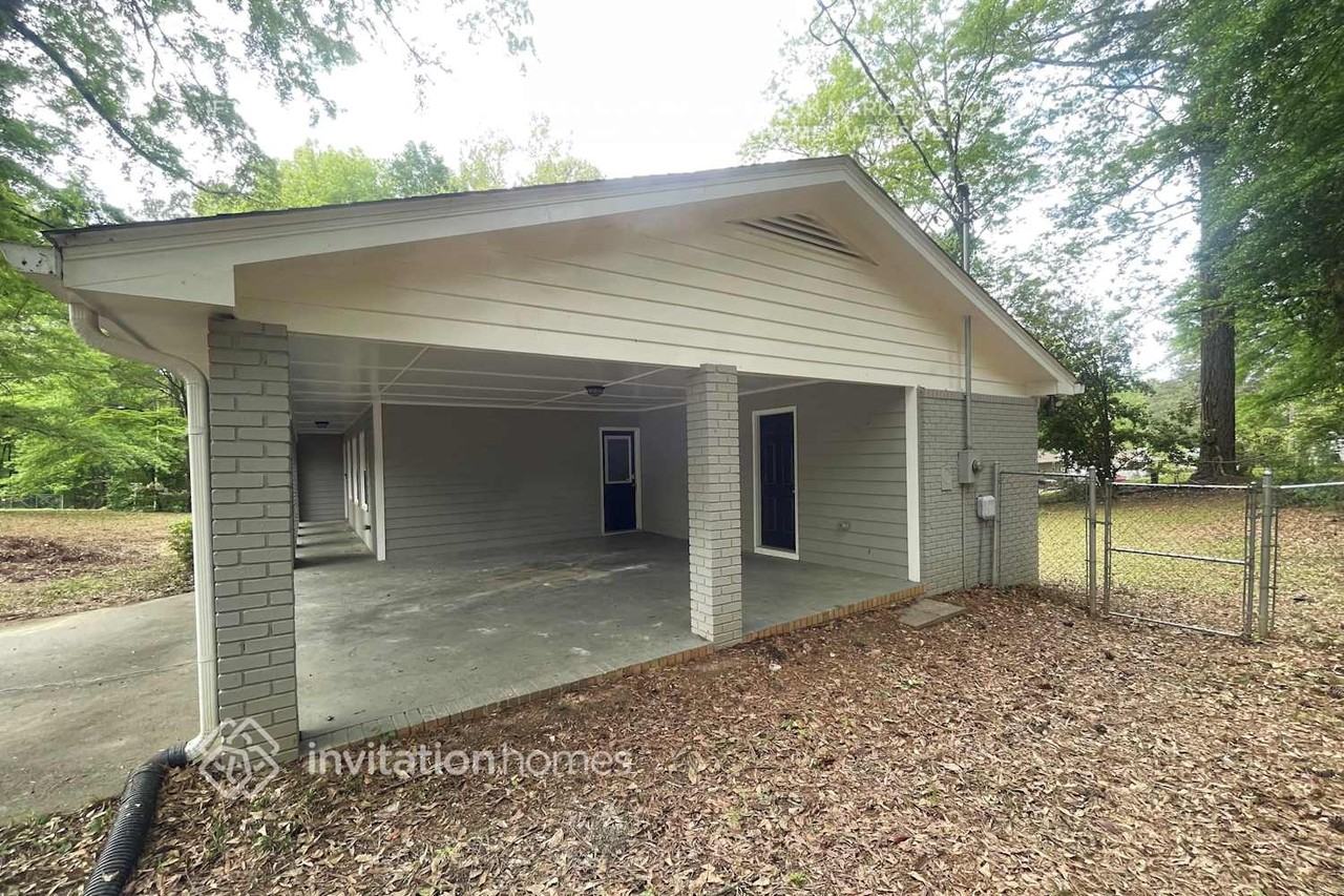 4965 Forest Ave Nw - Photo 2 of 23