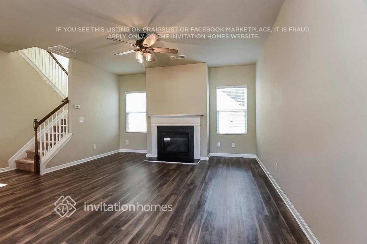 657 Sunflower Dr - Photo 2 of 16