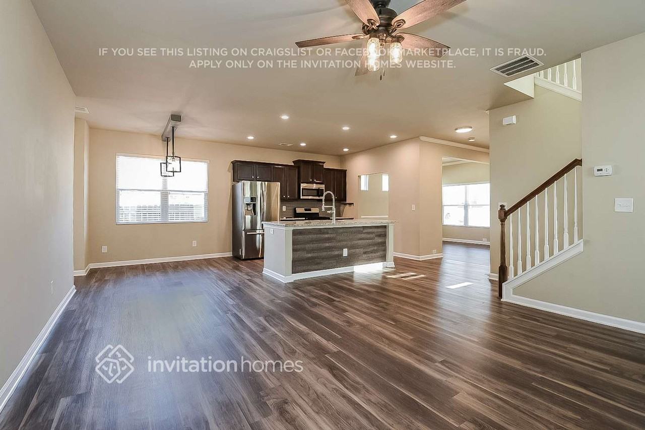 657 Sunflower Dr - Photo 3 of 16