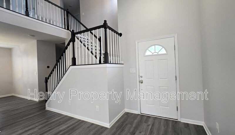 5108 Mabe Dr - Photo 4 of 24