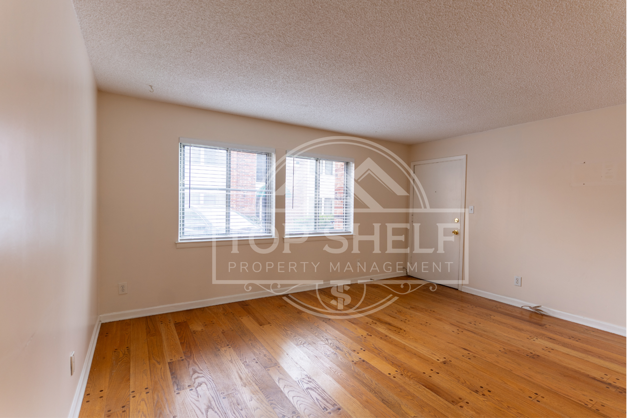 4266 Roswell Road Northeast - 1Apt K2 #1 - Photo 4 of 19