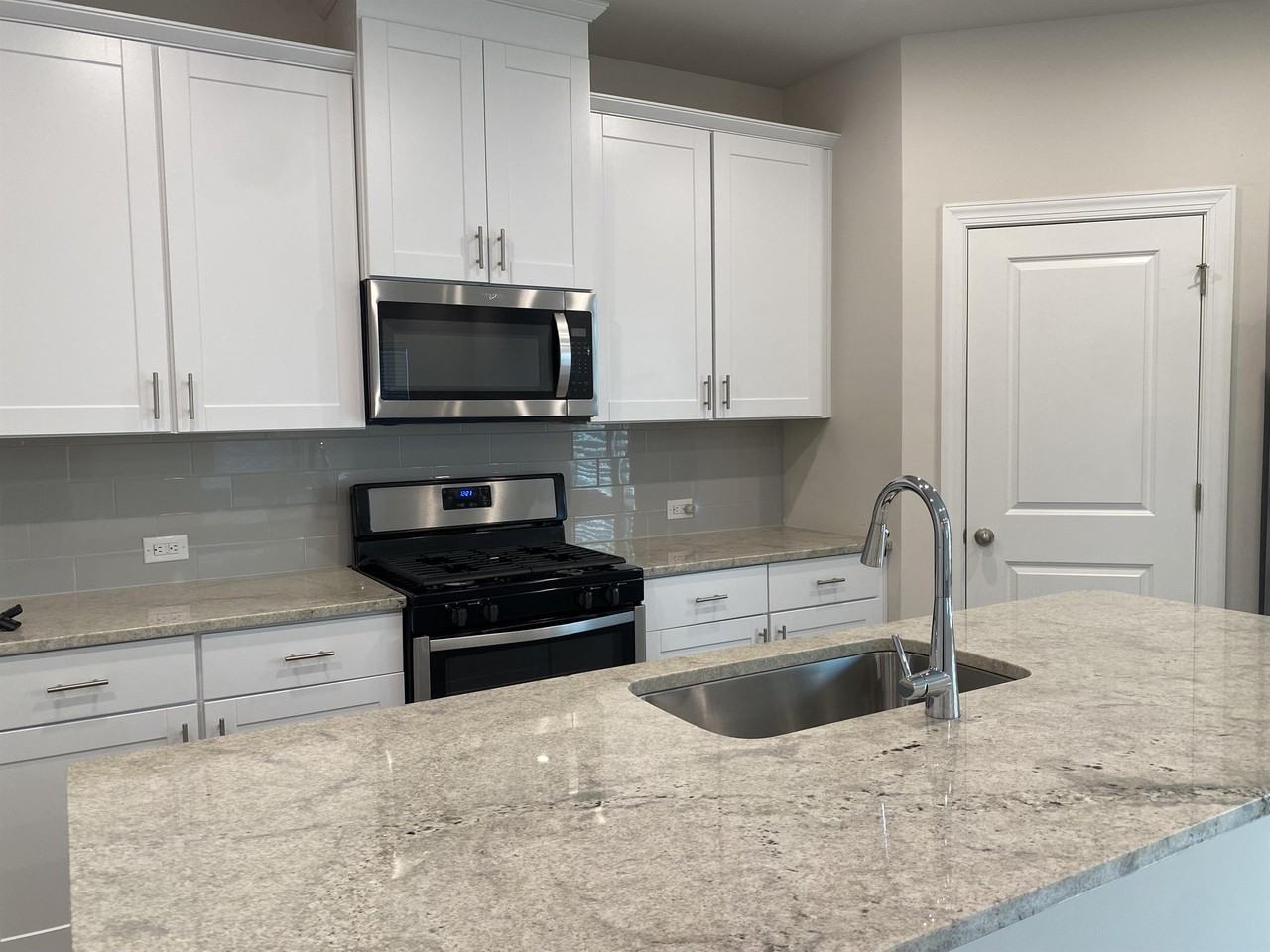 12204 Diablo St #1 - Photo 7 of 21