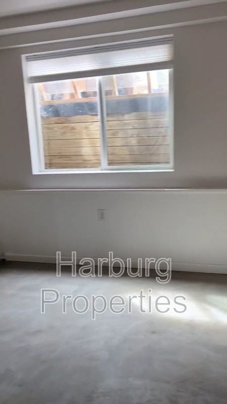 2515 Broadway St - Photo 6 of 6