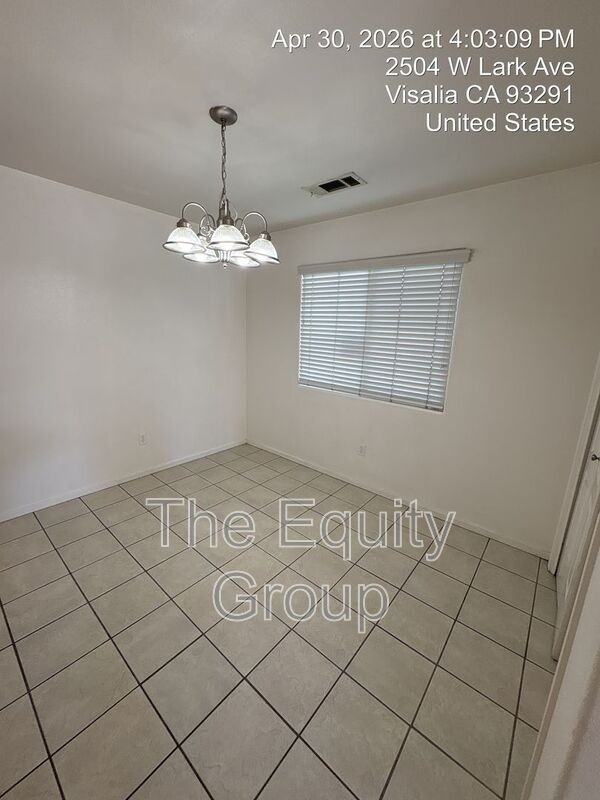 2506 W Lark Ave - Photo 4 of 18