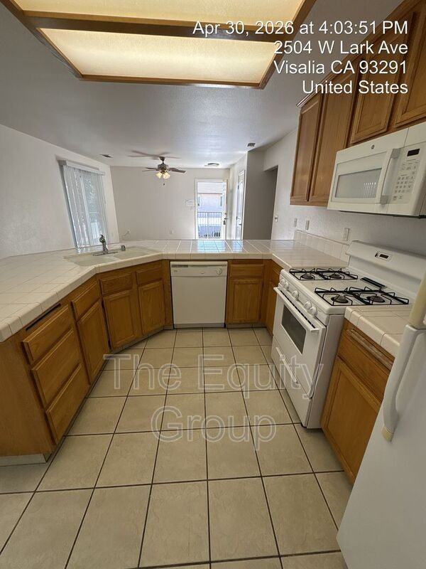 2506 W Lark Ave - Photo 7 of 18