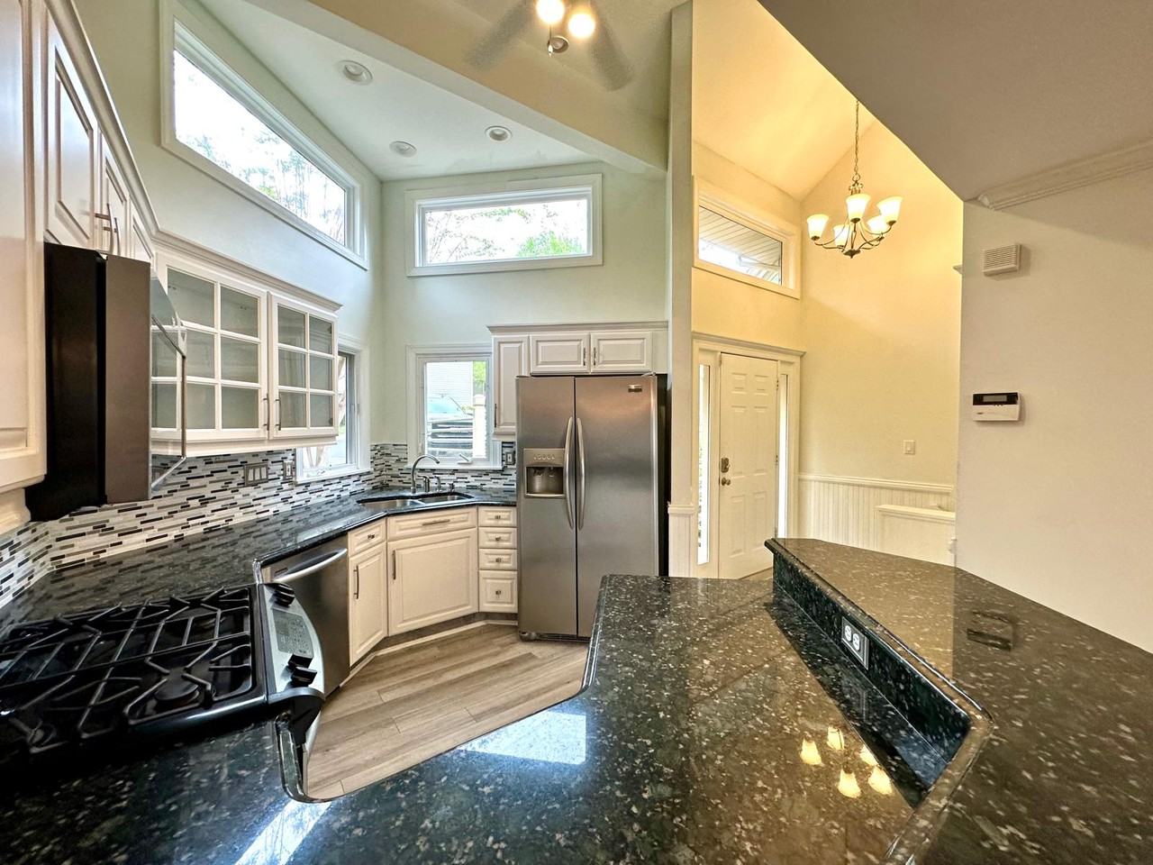 14051 Queens Harbor Rd #1 - Photo 4 of 50