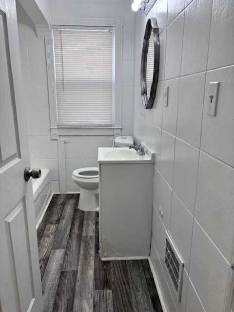 9936 Montrose St #1 - Photo 6 of 48