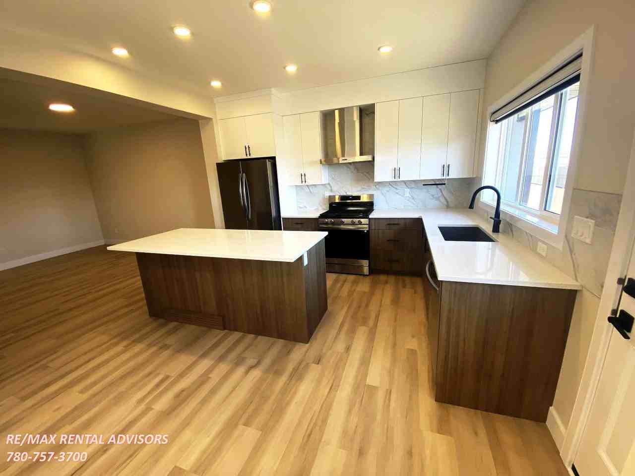 UPPER 819 Rowan Close Southwest - Photo 5 of 27