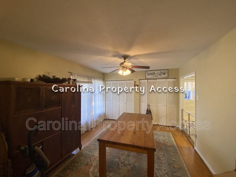 207 Bennington Dr - Photo 5 of 10
