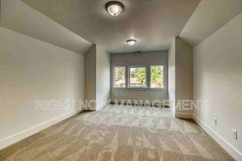 1806 S Manitou Ave - Photo 6 of 18